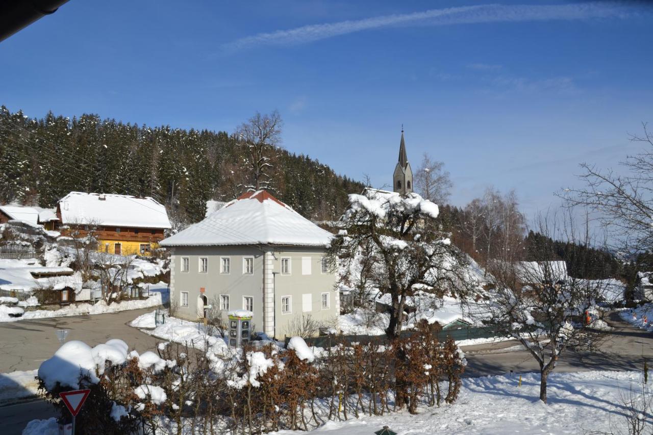 Feldkirchen in KärntenNikolaierhausアパートメント エクステリア 写真